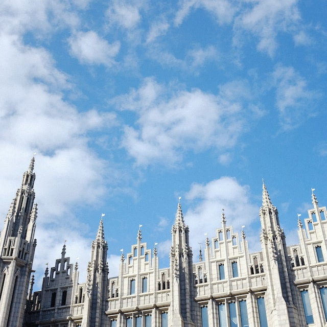 pros and cons of living in Aberdeen